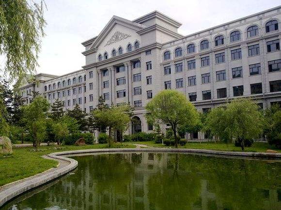 延邊大學(xué)醫學(xué)院招生辦聯(lián)系電話(huà)