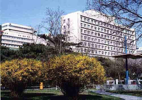 中國醫科大學(xué)2019年報名條件、招生對象