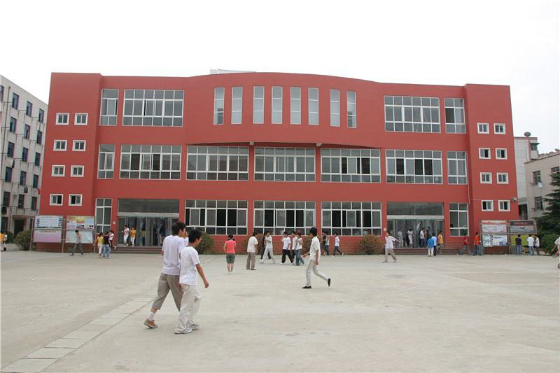 周口衛生學(xué)校2019年招生辦聯(lián)系電話(huà)