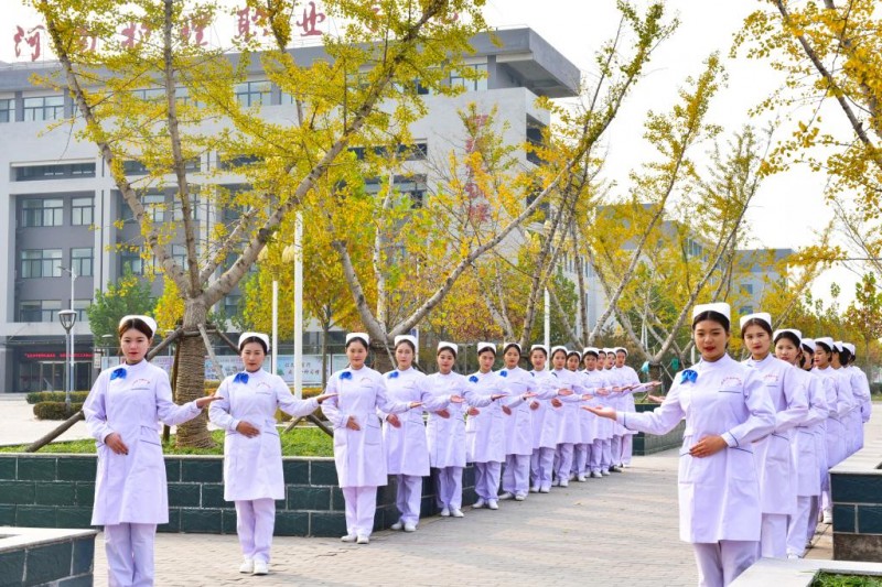 安陽(yáng)衛生學(xué)校2019年報名條件、招生對象