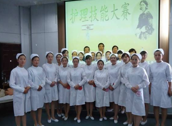 河南煤炭衛生學(xué)校2019年報名條件、招生對象