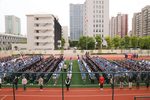 上海市醫藥學(xué)校2019年招生辦聯(lián)系電話(huà)