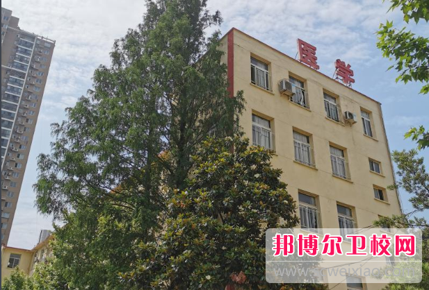 湖北現代科技學(xué)校5