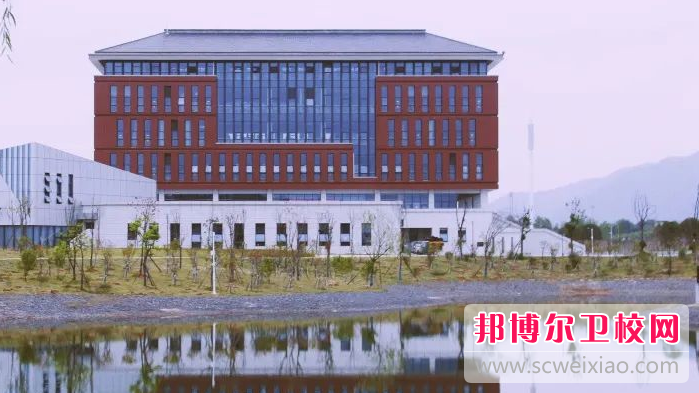 長(cháng)沙衛生職業(yè)學(xué)院2021年招生代碼
