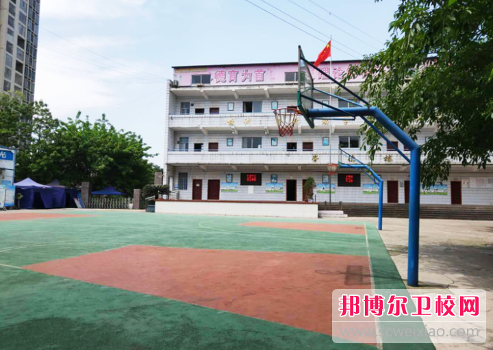 重慶渝西衛生學(xué)校2022年報名條件、招生要求、招生對象