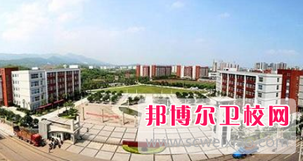 重慶市醫藥經(jīng)貿學(xué)校2022年招生簡(jiǎn)章