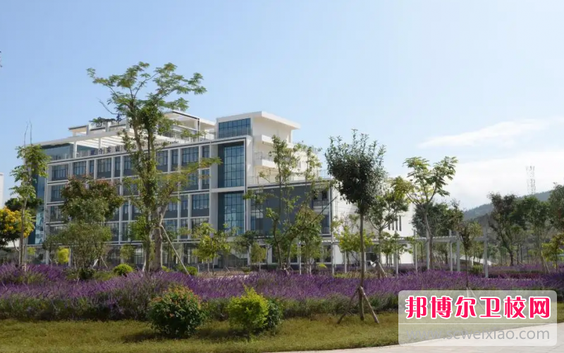 2023年紅河衛生職業(yè)學(xué)院（云南衛校排名）