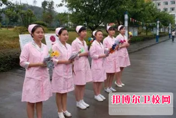 2023年四川省自貢衛生學(xué)校是不是公辦學(xué)校