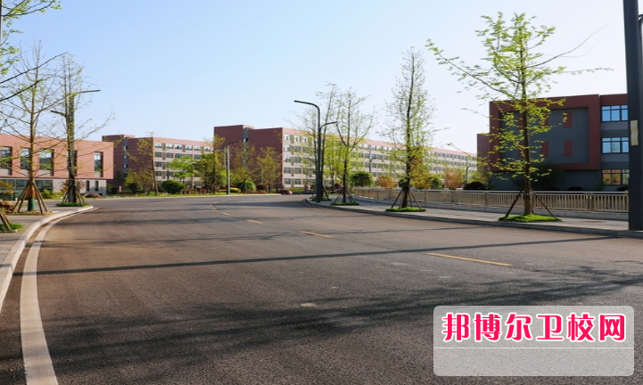 瀘州醫療器械職業(yè)學(xué)院中職部2023年怎么樣、好不好