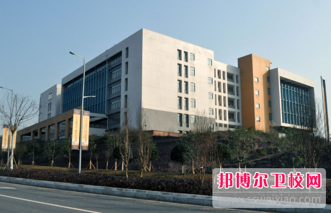 重慶市合川衛生學(xué)校2023年招生錄取分數線(xiàn)
