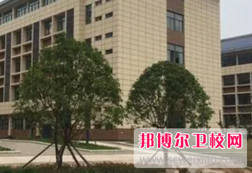 達州中醫藥職業(yè)學(xué)院2024年報名條件、招生要求、招生對象