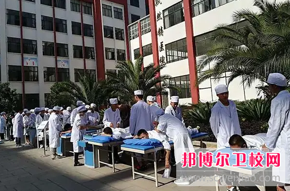 2023年云南省曲靖護理學(xué)校的助學(xué)政策有哪些
