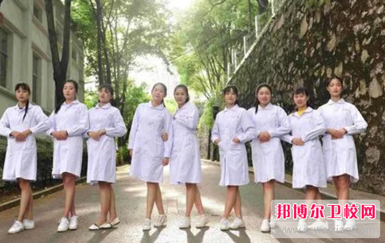 海南省第二衛生學(xué)校的護理專(zhuān)業(yè)招生如何(2023參考)