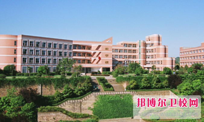 2023南充排名前三的衛生學(xué)校名單