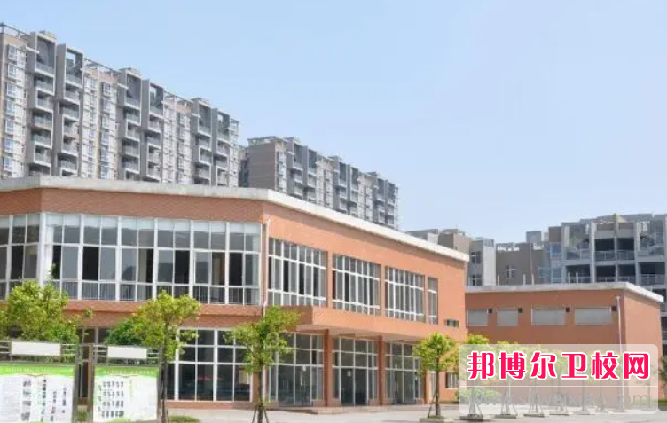 2023瀘州排名前三的公辦衛生學(xué)校名單