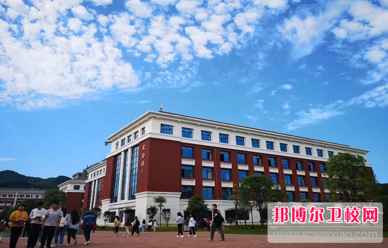 遵義醫科大學(xué)醫學(xué)與科技學(xué)院歷年招生分數線(xiàn)一覽表(2023參考)