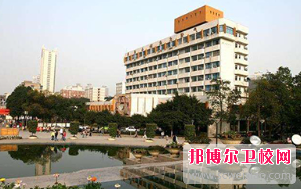 2023年重慶讀護理學(xué)校的大專(zhuān)