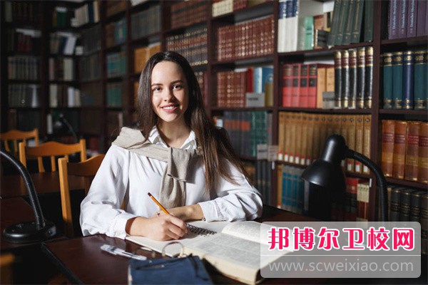 河南護理職業(yè)學(xué)院護理（英語(yǔ)方向）專(zhuān)業(yè)介紹