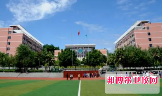 2023年重慶女生讀什么護理學(xué)校好