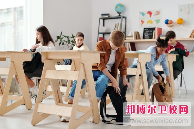 福建衛生職業(yè)技術(shù)學(xué)院口腔專(zhuān)業(yè)介紹