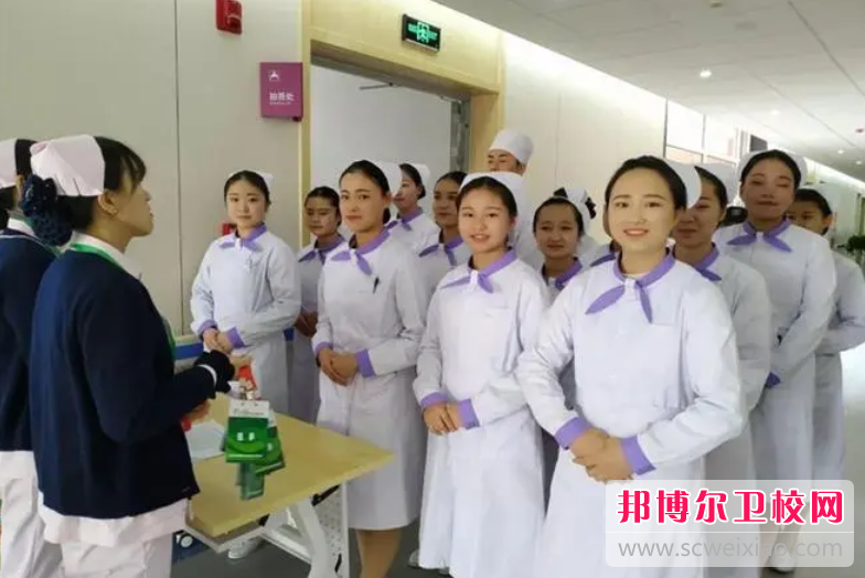 2023年重慶女生讀護理學(xué)?？刹豢梢? width=