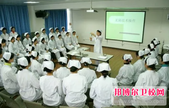 2023年重慶沒(méi)有畢業(yè)證可不可以讀護理學(xué)校