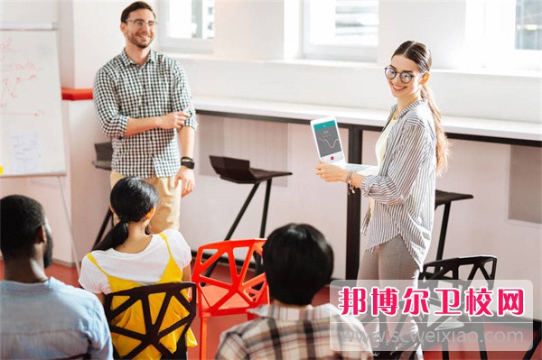 武漢市衛生學(xué)?？谇会t學(xué)專(zhuān)業(yè)介紹
