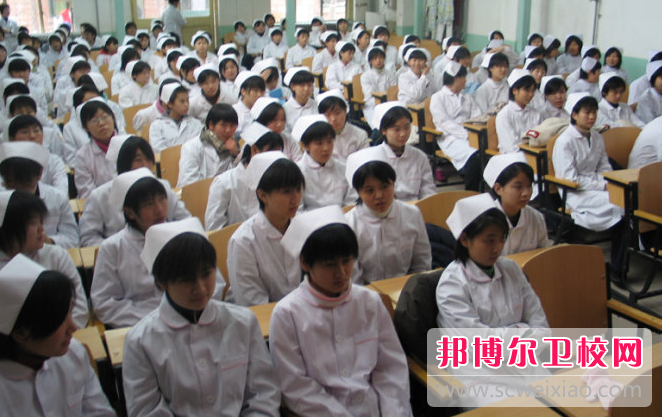 四川2023年哪個(gè)護理學(xué)校就業(yè)好