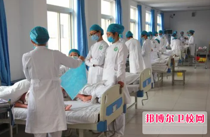 四川2023年護理學(xué)校是干什么的