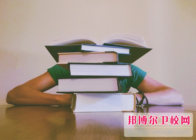 新疆第二醫學(xué)院臨床醫學(xué)專(zhuān)業(yè)介紹