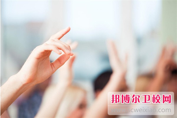 2023廣西排名前三的公辦口腔醫學(xué)學(xué)校名單