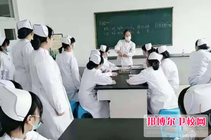 貴州2023年護理學(xué)校有什么專(zhuān)業(yè)適合女生