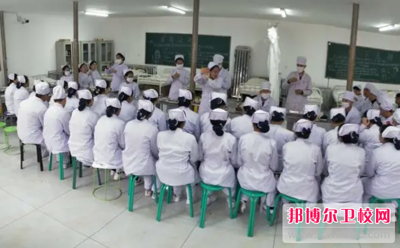 貴州2023年護理學(xué)校是中專(zhuān)還是大專(zhuān)