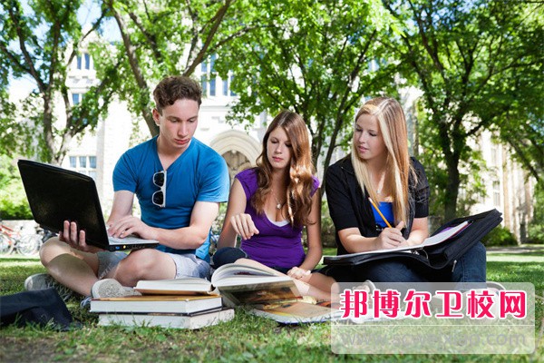 2023南寧排名前三的公辦護理專(zhuān)業(yè)學(xué)校名單