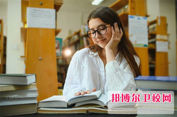 紅河衛生職業(yè)學(xué)院介紹、地址