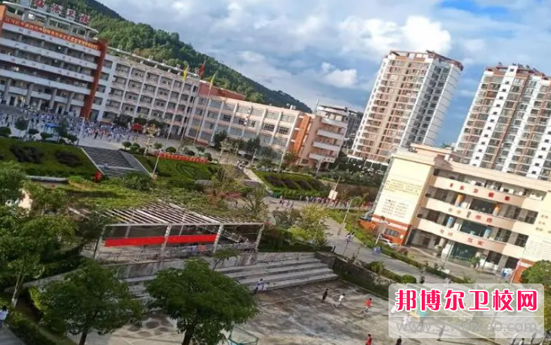 云南2023年初中生可以考什么護理學(xué)校