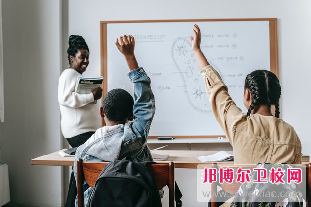 2023洛陽(yáng)排名前二的護理專(zhuān)業(yè)學(xué)校名單