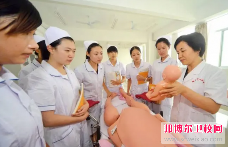 云南2023年護理學(xué)校什么學(xué)歷