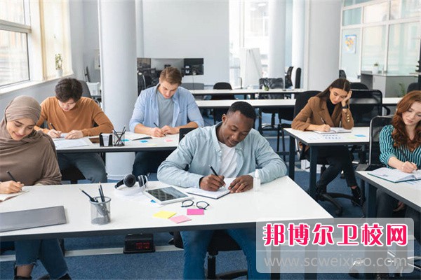 2023咸陽(yáng)排名前二的護理專(zhuān)業(yè)學(xué)校名單