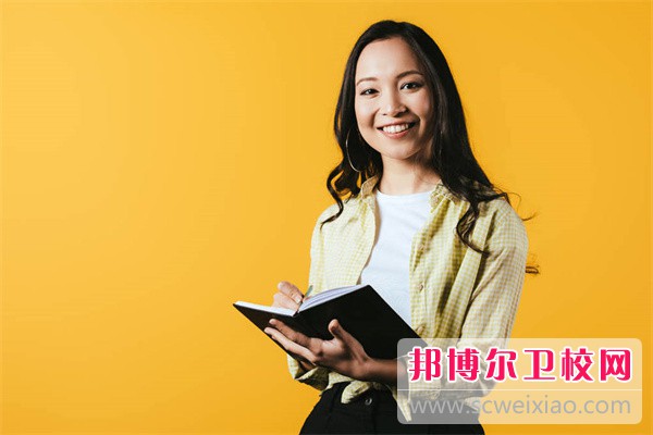 2023內蒙古排名前二的公辦助產(chǎn)護理學(xué)校名單