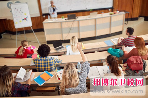 2023海南排名前二的公辦助產(chǎn)護理學(xué)校名單