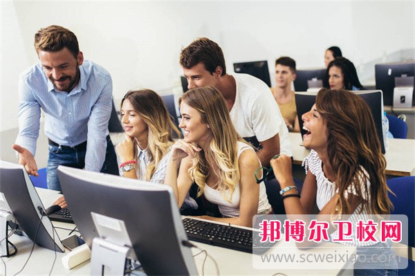 2023武漢排名前二的公辦口腔醫學(xué)學(xué)校名單