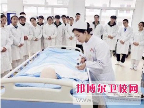 江蘇2024年護理學(xué)校是中專(zhuān)還是大專(zhuān)