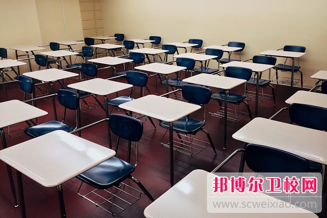 2024四川排名前十的衛生學(xué)校名單
