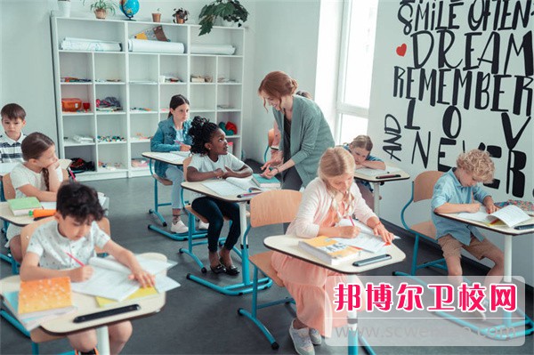 2024西安排名前四的護理專(zhuān)業(yè)學(xué)校名單