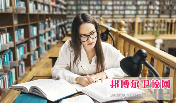 2024新疆排名前四的臨床醫學(xué)學(xué)校名單