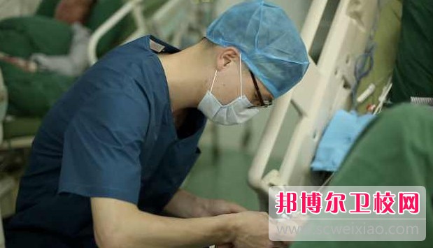 湖南2024年男生讀護理學(xué)校有沒(méi)有前途