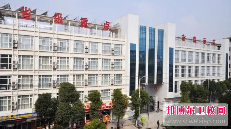 湖北2024年男生初中畢業(yè)上護理學(xué)校