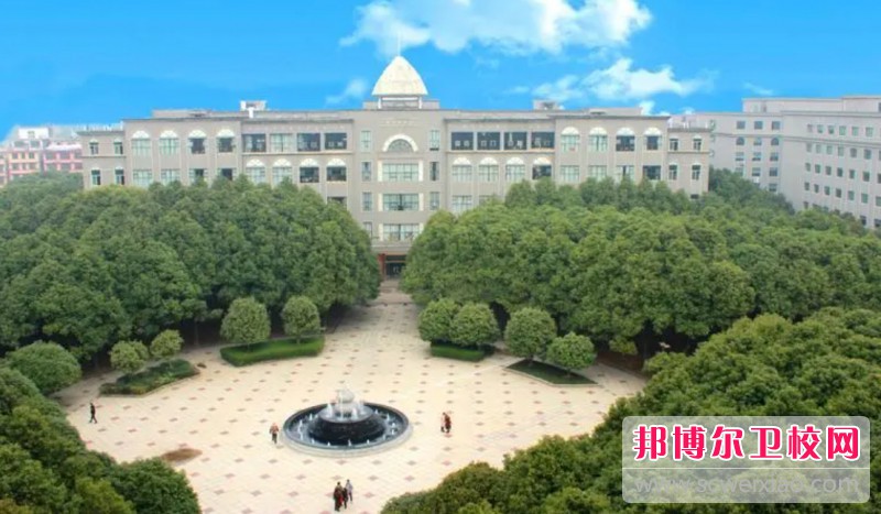 湖北2024年女生初中畢業(yè)上護理學(xué)校